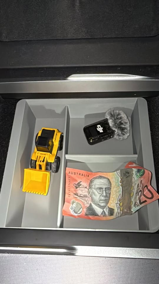 Centre Console Organiser Tray — Tesla Model Y Juniper (2025) & Model 3 Highland
